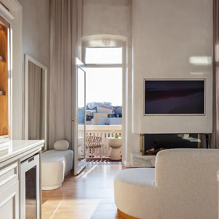 La Torre Residenza Imperiale * Hriszí Aktí Haniá